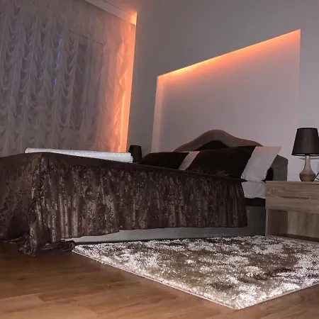 Elit Lux 2 Apartment Pale