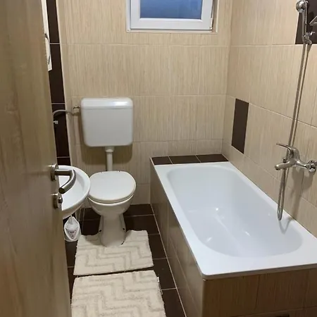 Elit Lux 2
